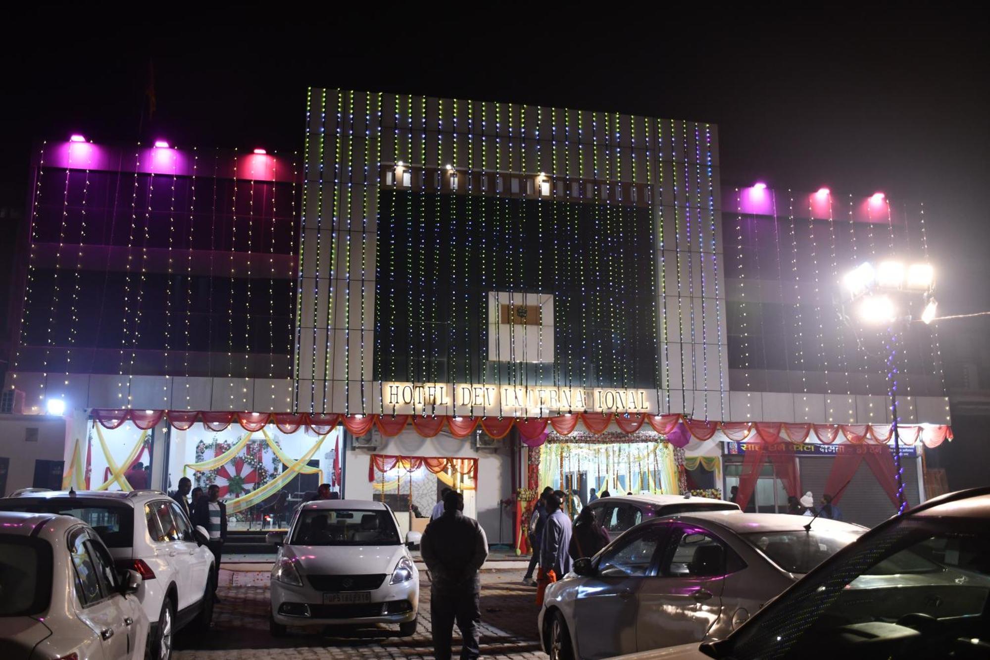 Hotel Dev International Khalilabad 外观 照片