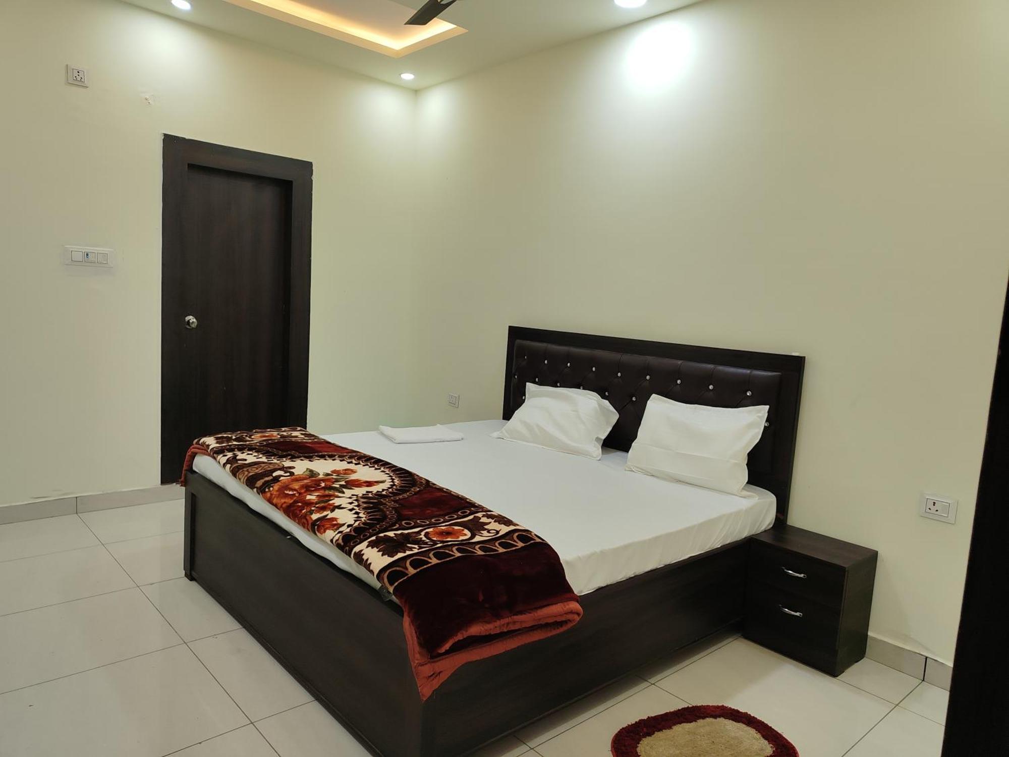 Hotel Dev International Khalilabad 外观 照片