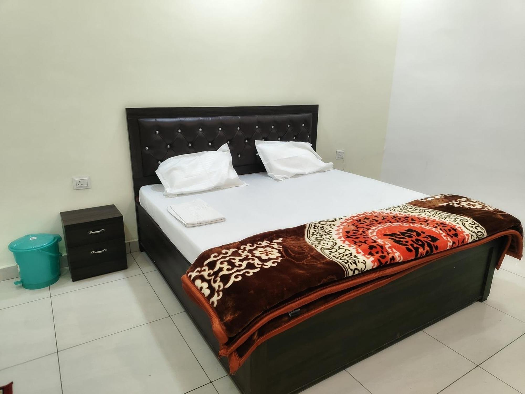 Hotel Dev International Khalilabad 外观 照片